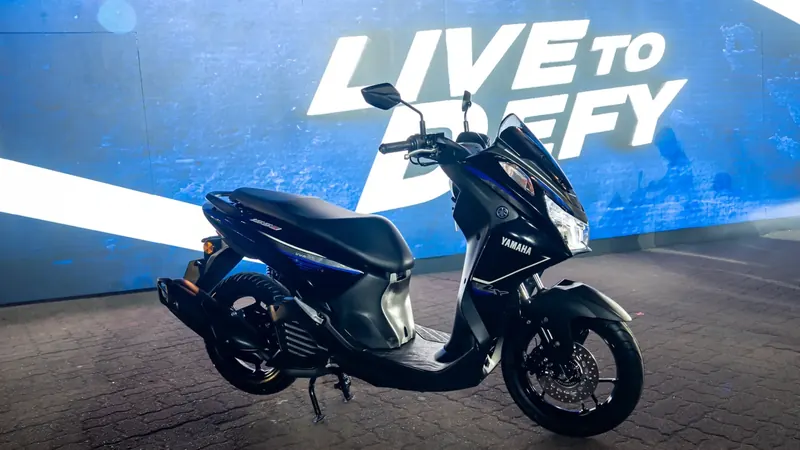 Yamaha LEXI 6