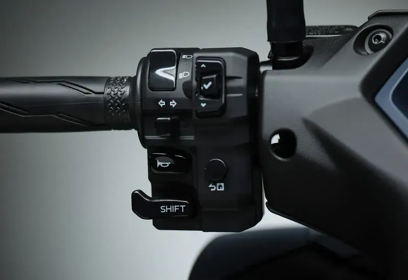 Yamaha Aerox SP 6
