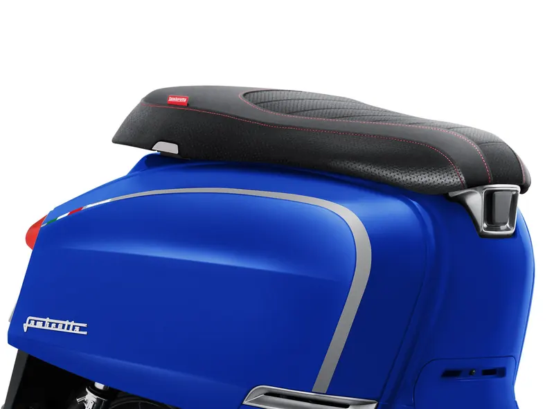 Lambretta V200 Special Monotone 5